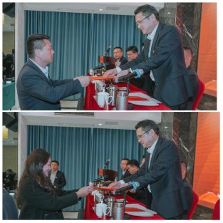 岳农集团召开2022年总结表彰暨2023年誓师大会